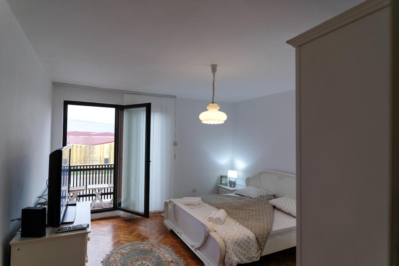 The Cosmic Gate Apartments Вісоко Екстер'єр фото