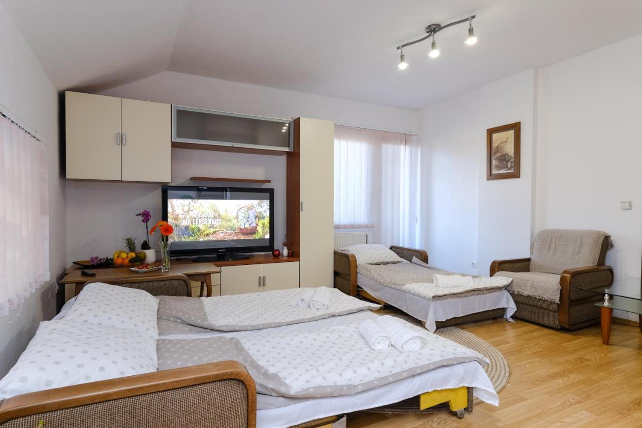 The Cosmic Gate Apartments Вісоко Екстер'єр фото