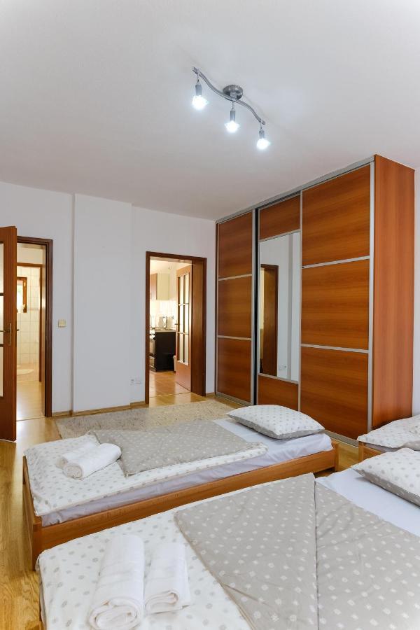 The Cosmic Gate Apartments Вісоко Екстер'єр фото
