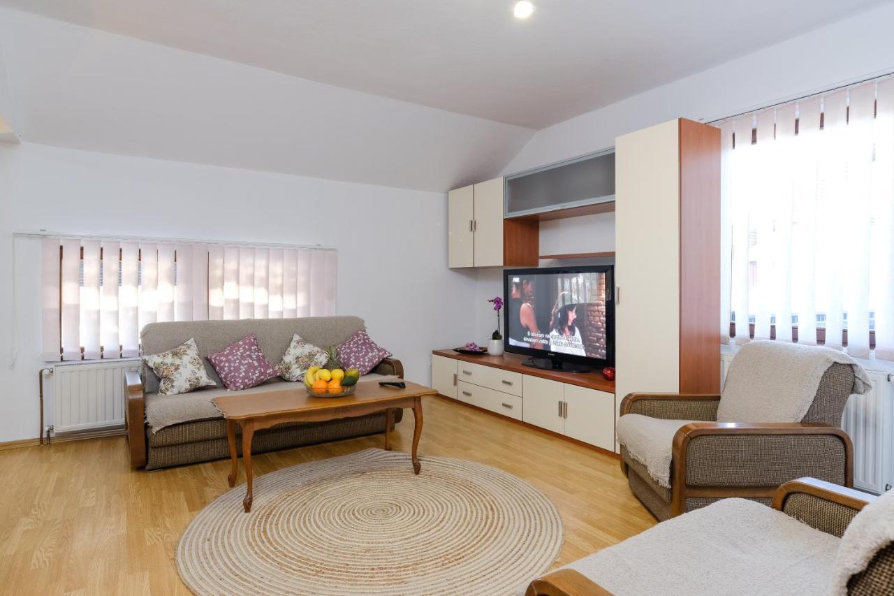 The Cosmic Gate Apartments Вісоко Екстер'єр фото